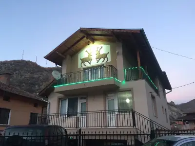 Elenite Guesthouse