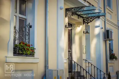 No13 Boutique House
