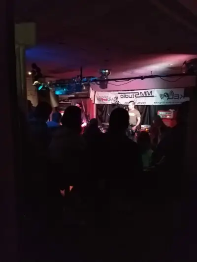 Караоке стар