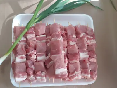 Специализиран месарски магазин ФЕХА.(Тахир).