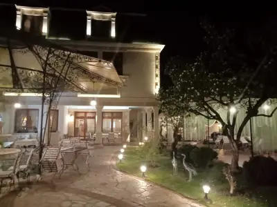 Green Palace Hotel