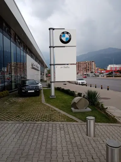 M Rent a Car