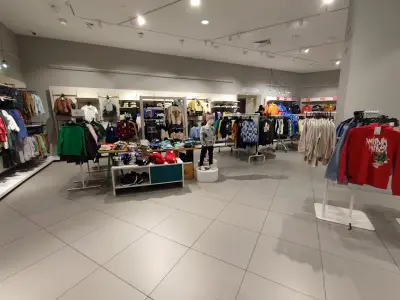 H&M