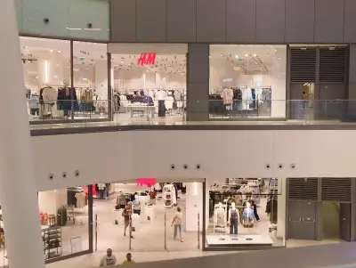 H&M
