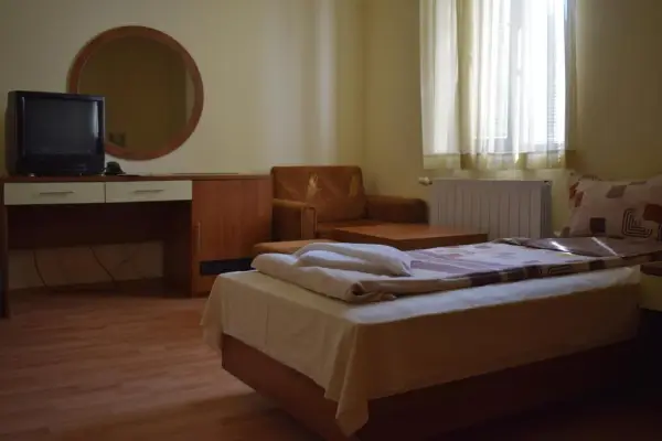 Тройна стая с баня