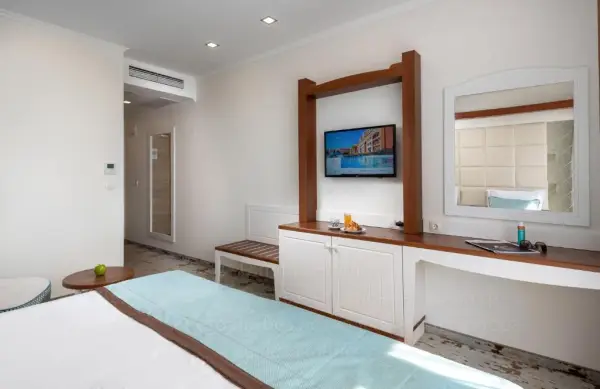 Deluxe Twin Side Sea View