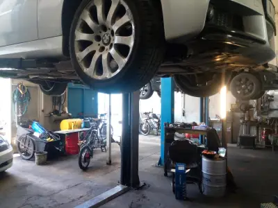 BMW AUTOREPAIR CENTER
