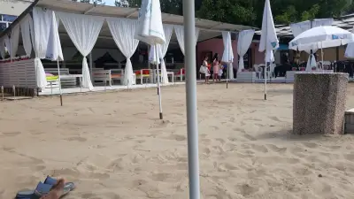St. Tropez - pool & bar