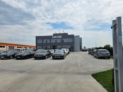 DM CAR