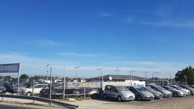 DM CAR