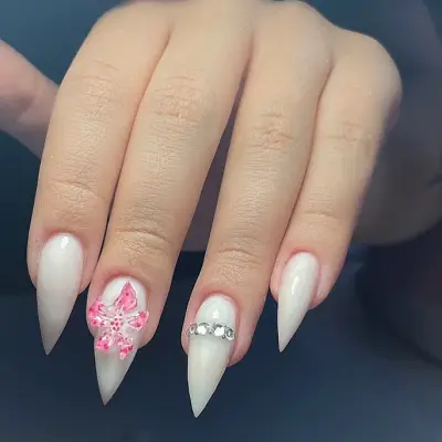 ESTELLA Beauty Studio | Грим, Маникюр, Педикюр, Ламиниране, Курс Миглопластика & Прически с Плитки