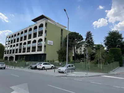 Romance Hotel and Family Suites