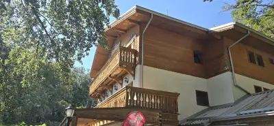 Хижа „Карандила“ в ПП „Сините камъни“