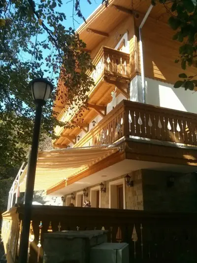 Хижа „Карандила“ в ПП „Сините камъни“