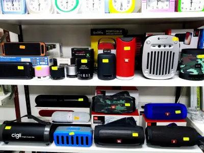 Магазин компютърни и GSM аксесоари,батерии,кабели,тонколони