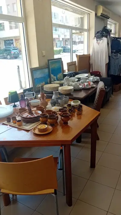 Хоби – мебели и дрехи втора употреба