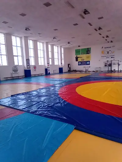 Спортен комплекс ПМГ Бургас