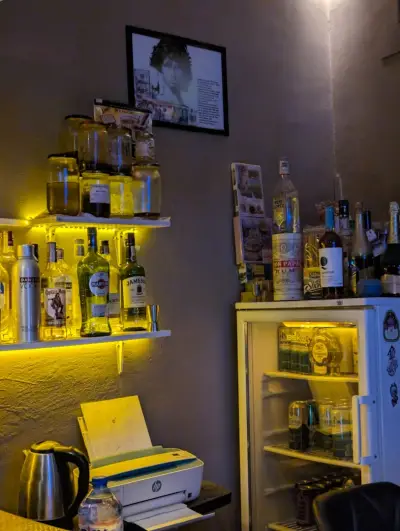 Vintage private rooms in the heart of the downtown