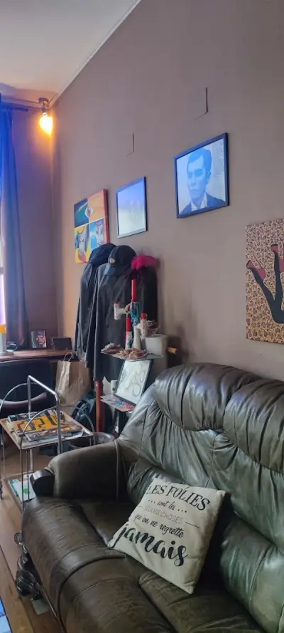 Vintage private rooms in the heart of the downtown