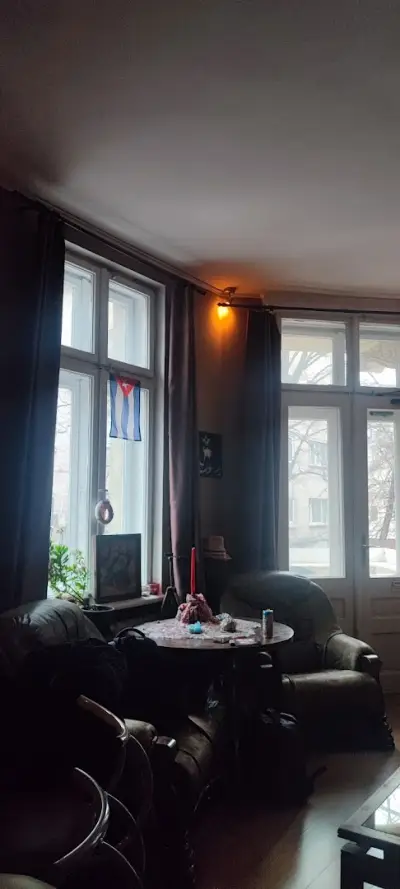 Vintage private rooms in the heart of the downtown