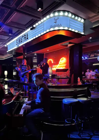 Piano Bar Sinatra Burgas