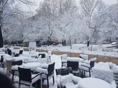 Кафе Сладкарница Хит