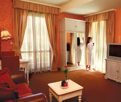 TODOROFF Wine Residence