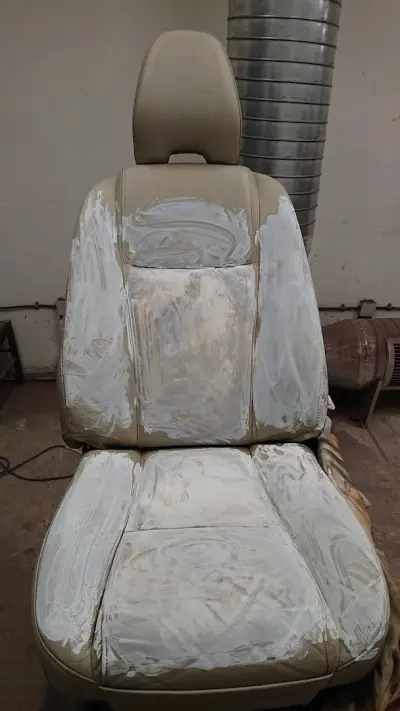 Мебелна клиника България