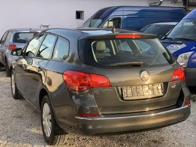 VIES AUTO TRADE