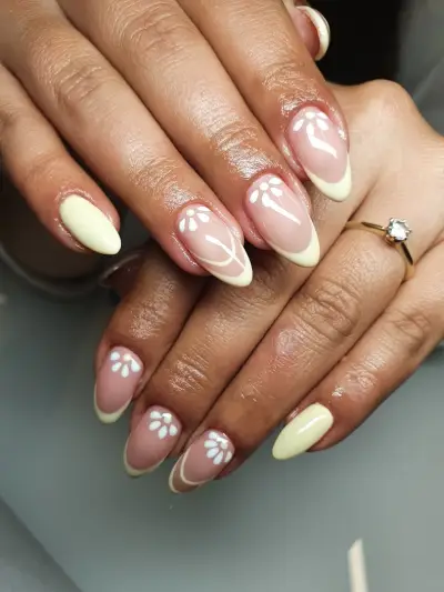 Ann-Marry Nails