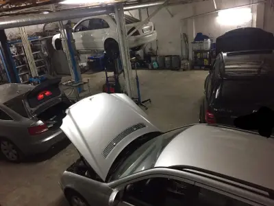 Автоцентър 5-ти километър