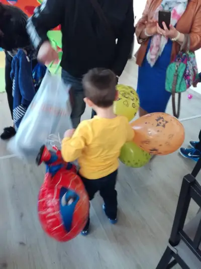 Шоколад кафе и сладкарница