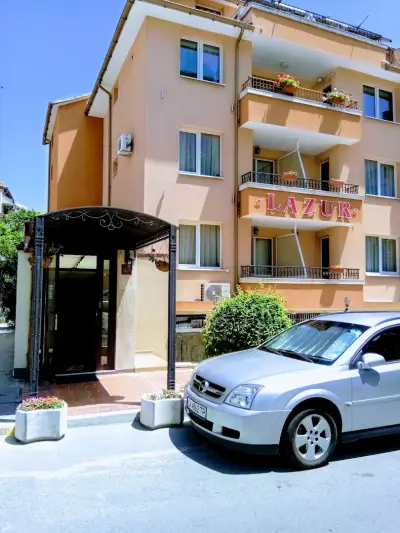 Guest House Lazur