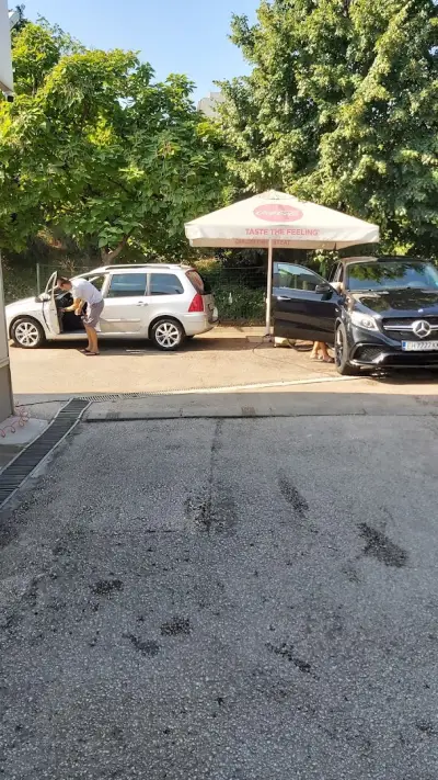 Автоцентър Елмира