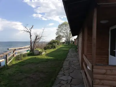 Къмпинг Анастасия - бунгала и ресторант Fire beach
