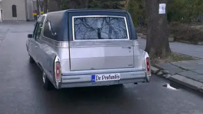 траурна агенция Херакъл.