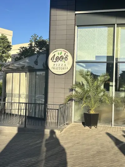 Leo's pizza "Trattoria"