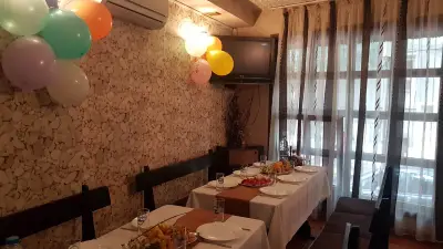 Наздраве с приятели