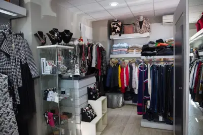 Бутик за дамски дрехи Перник „Butik Laura”