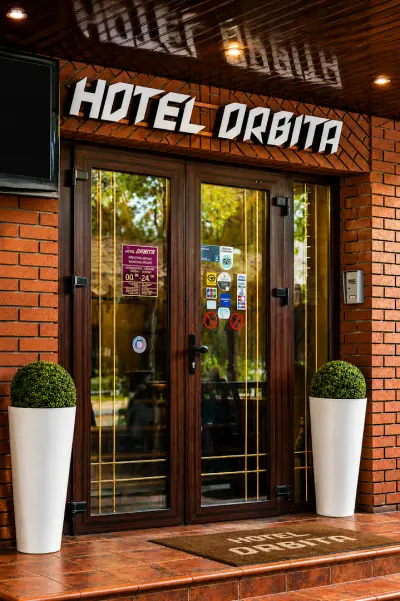Хотел Орбита