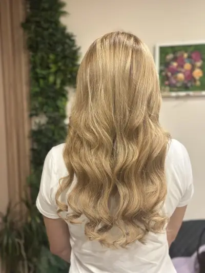 Hairextension Arts kosa Студио Екстраваганс; Фризьорски услуги и маникюр.