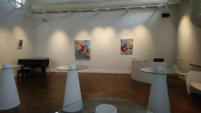 OBORISHTE5 Gallery and Hall