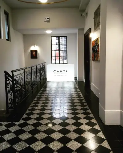 OBORISHTE5 Gallery and Hall
