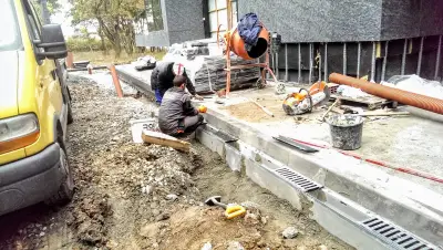 ПЛОЩАДКОВИ И СГРАДНИ ВиК