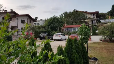 Вила Самър Хаус