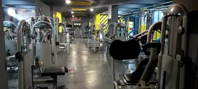 Фитнес център,, HAMMER CROSS"Ботевград
