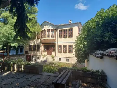 Среброва къща