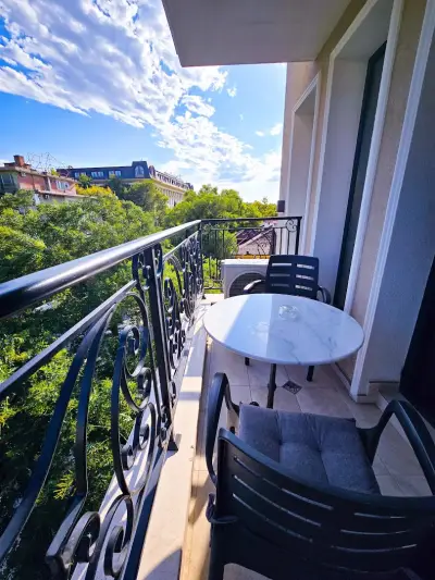 SOHO Apart House