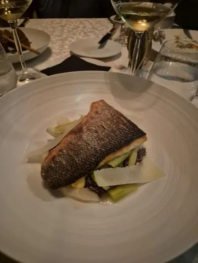 Este Restaurant