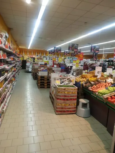 T MARKET